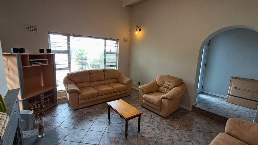 To Let 4 Bedroom Property for Rent in Vredenberg Western Cape